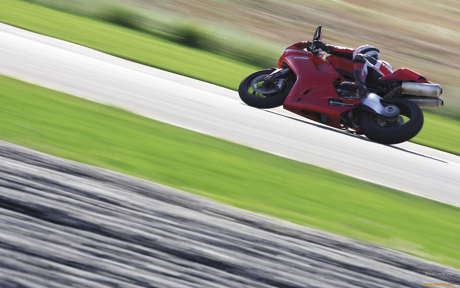 Ducati Superbike 1098 РѕР±РѕРё